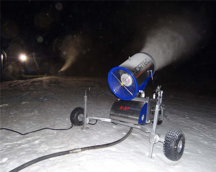 造雪機